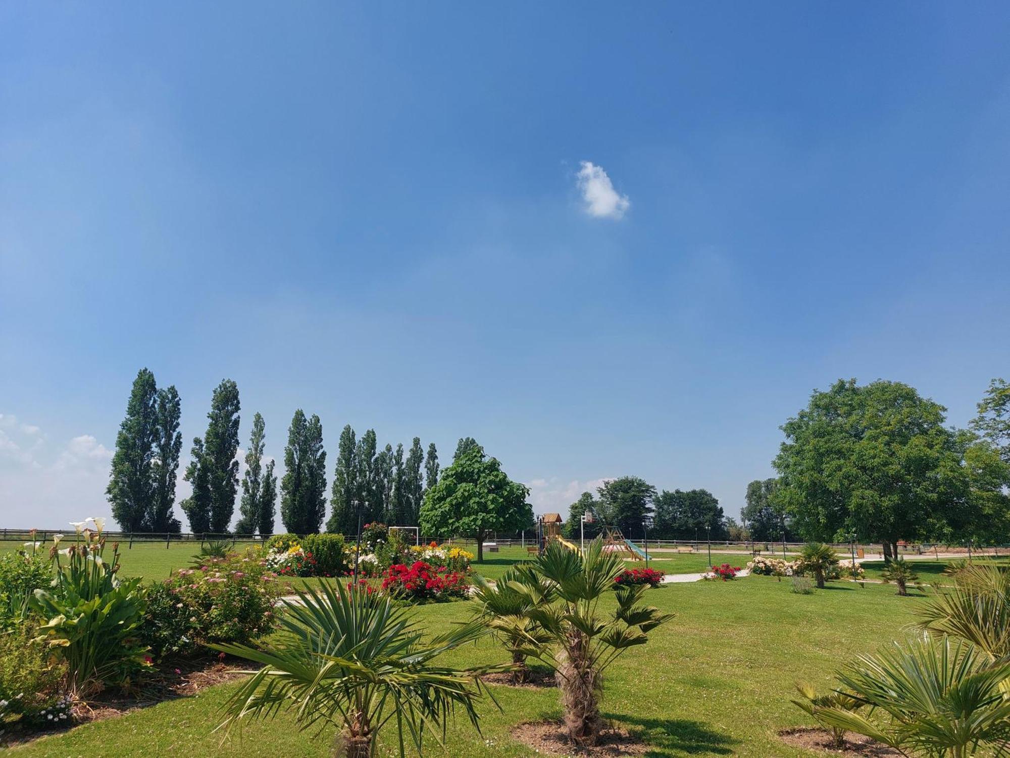 Domaine De Soignolles Hotel Exterior photo